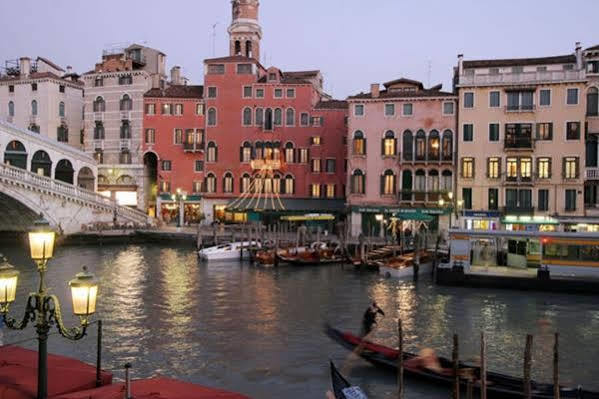Ca Rialto 3* Venedig